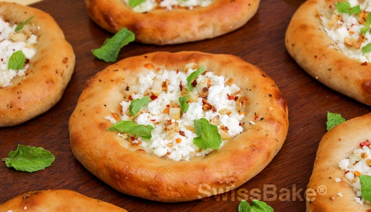 Mediterranean Feta & Mint Flatbread with Morcotte 00 Flour